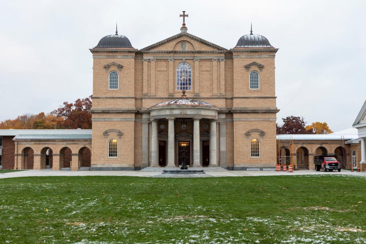 Hillsdale College Dow Hotel And Conference Center Εξωτερικό φωτογραφία